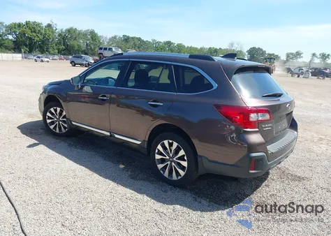 2019 Subaru Outback 2.5I Touring z USA, uszkodzony, nr VIN 4S4BSATC7K3246765